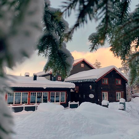 Olarsgarden Hotell Линдваллен Экстерьер фото